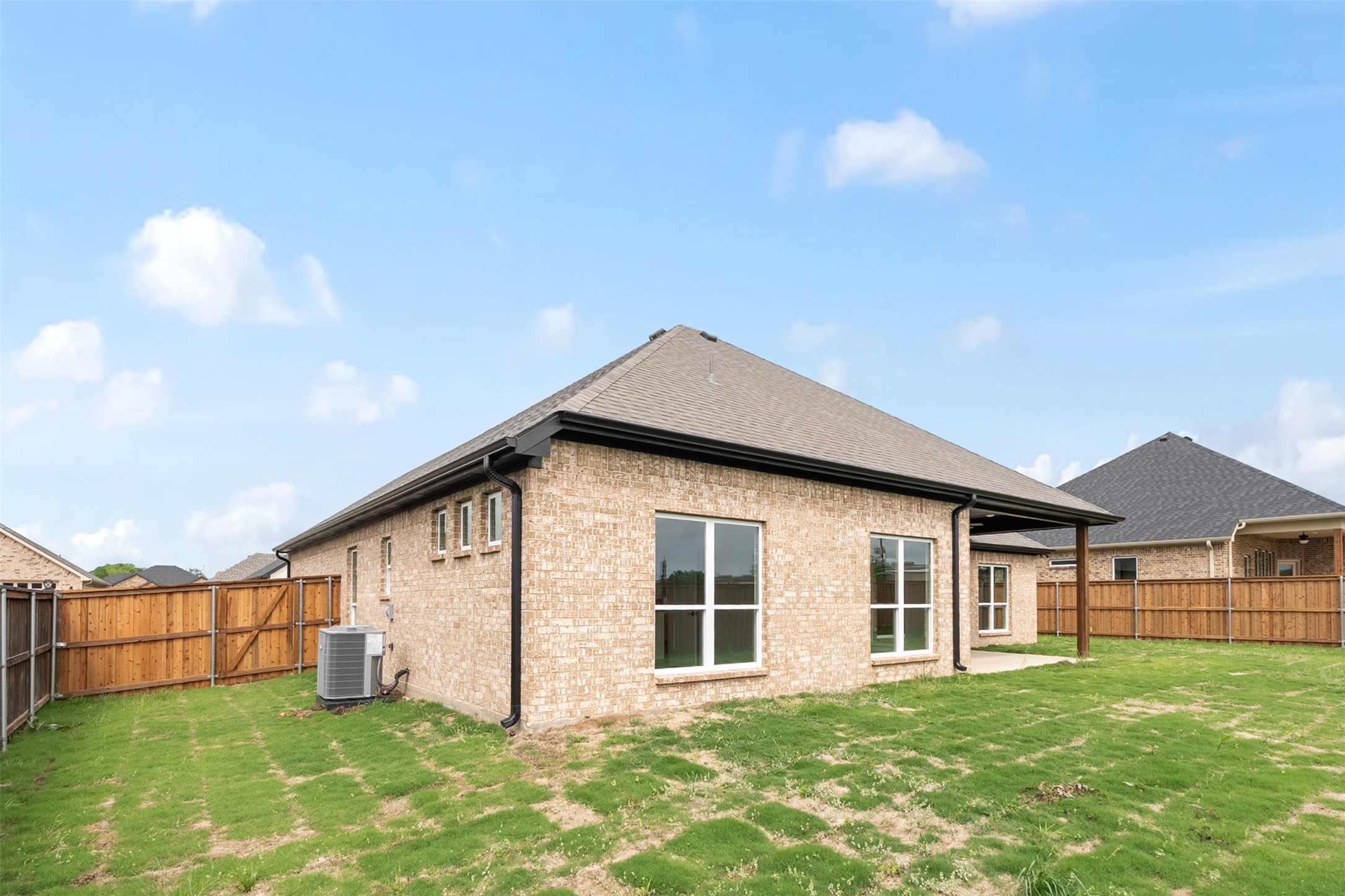 509 Limestone Circle Mabank TX 75147