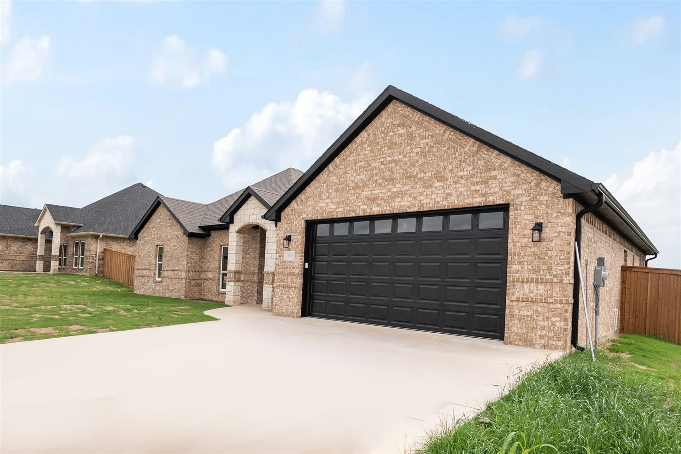509 Limestone Circle Mabank TX 75147