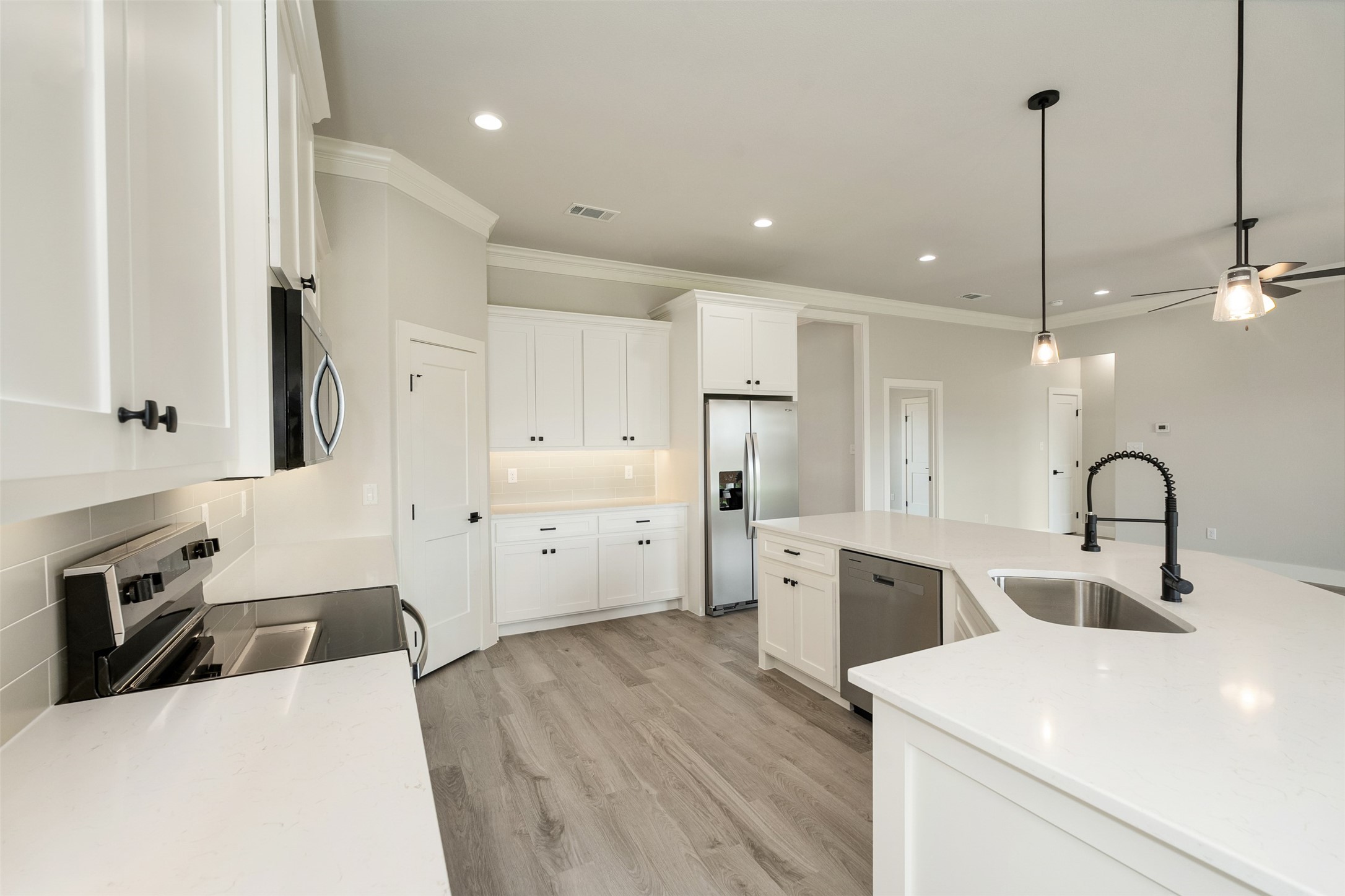 509 Limestone Circle Mabank TX 75147