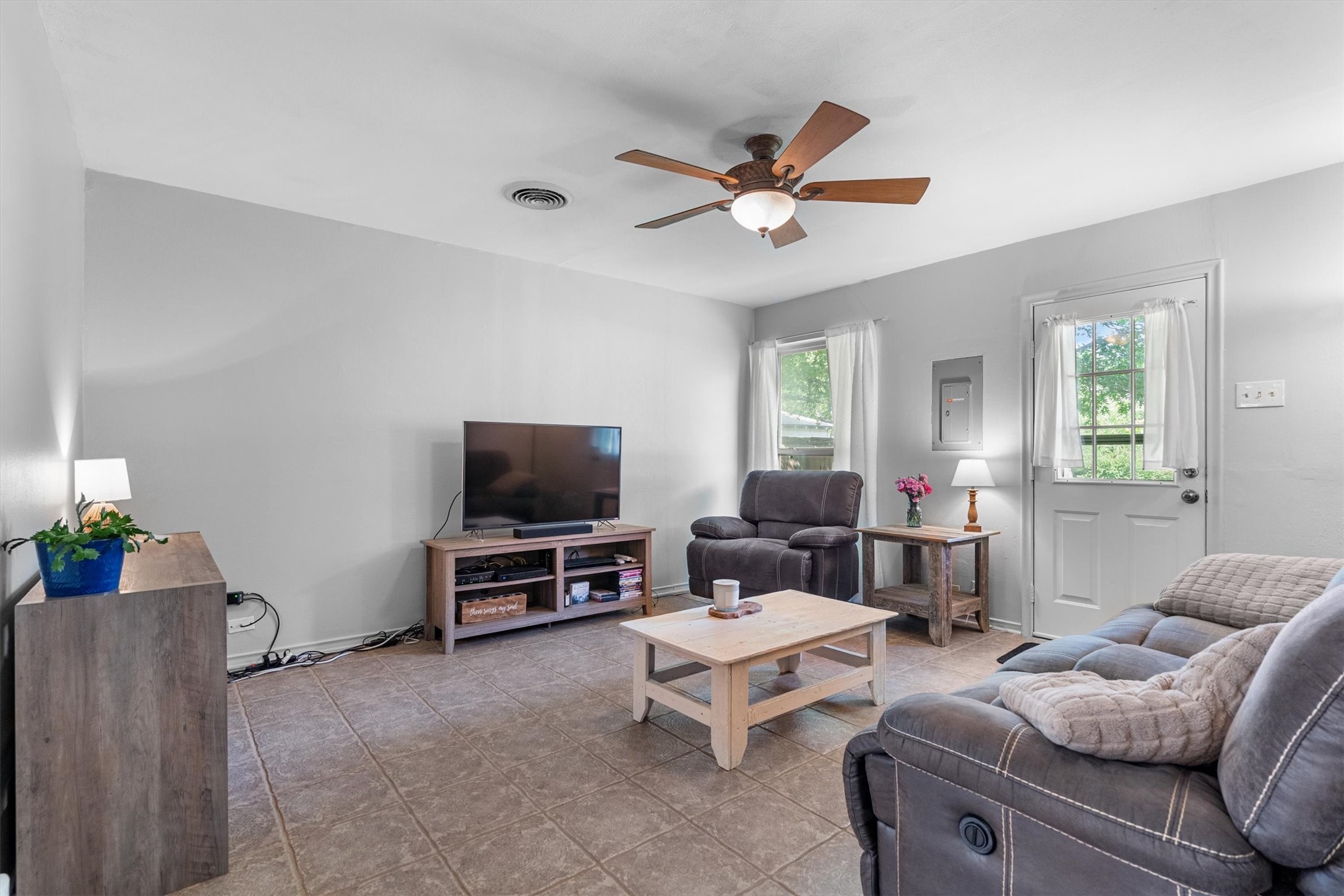 503 S Weatherred Drive Richardson TX 75080
