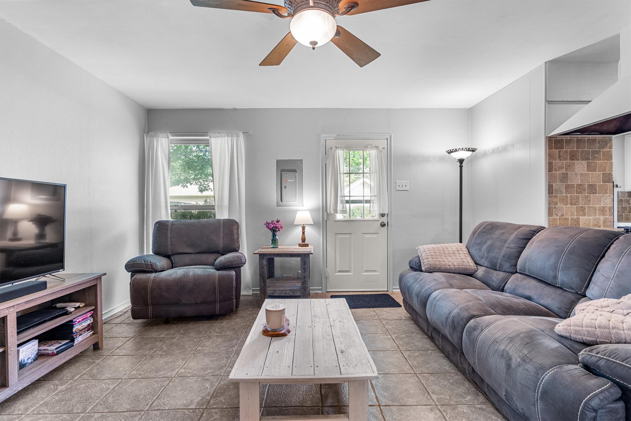503 S Weatherred Drive Richardson TX 75080