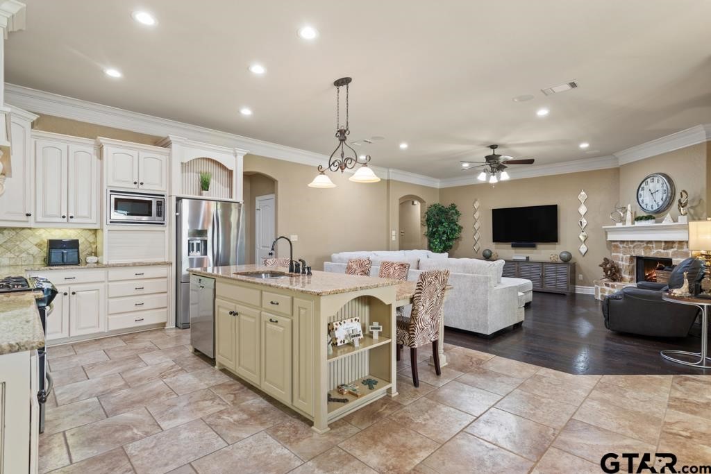 19551 Sandhill Lane Flint TX 75762