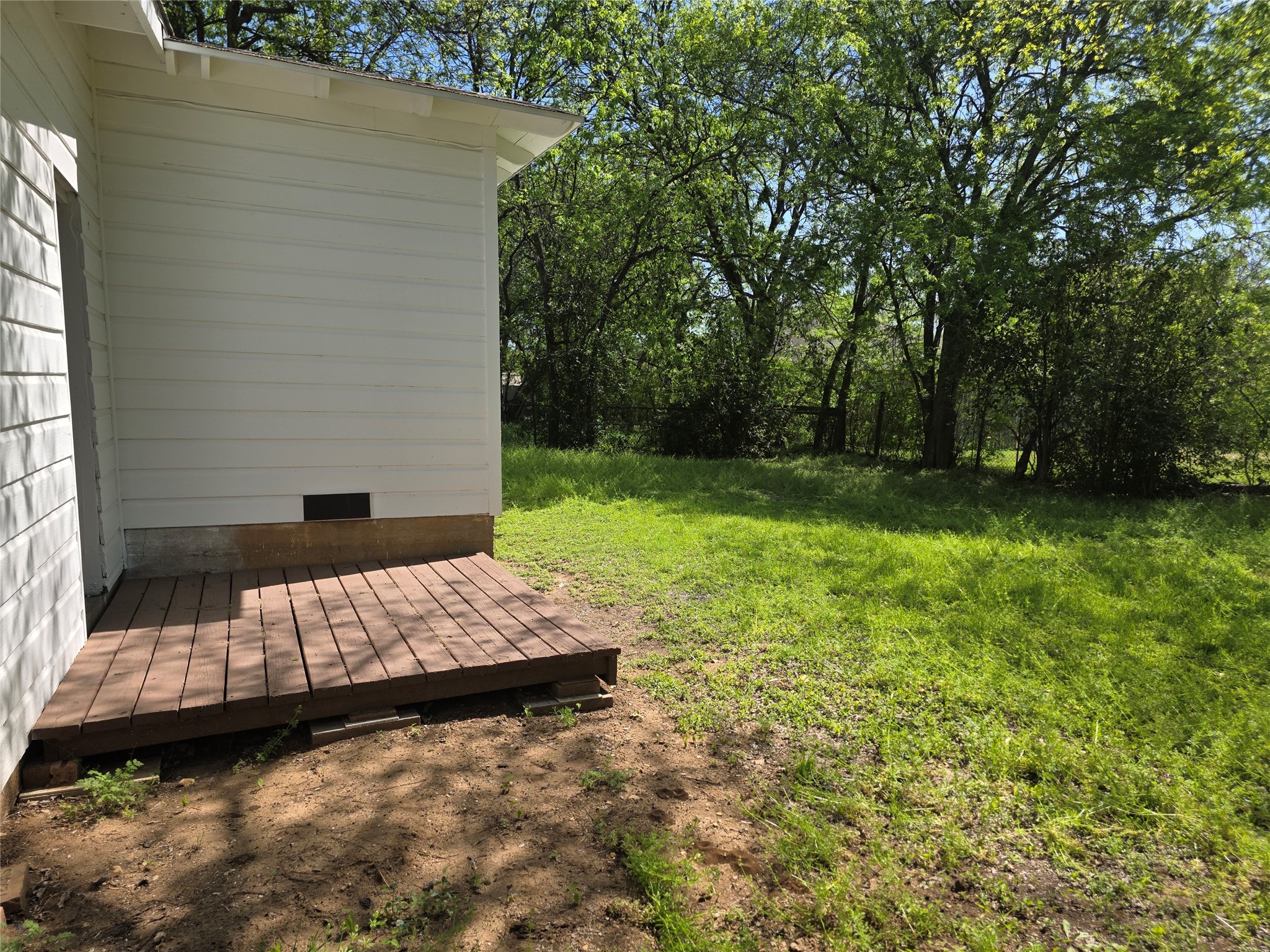 1207 N Anglin Street Cleburne TX 76031
