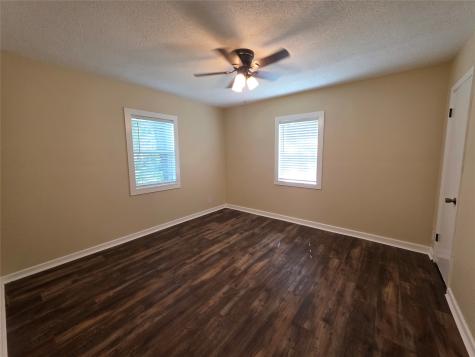 1207 N Anglin Street Cleburne TX 76031