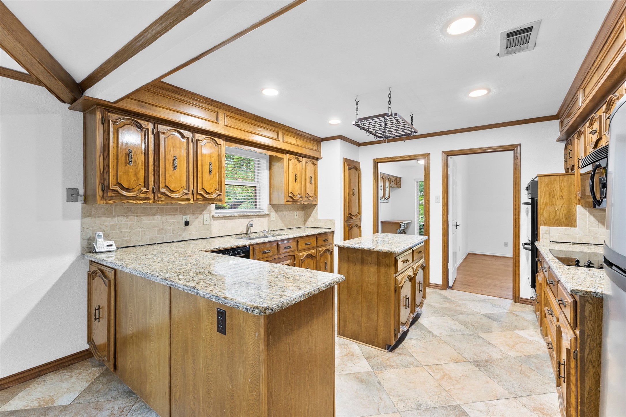 9906 Chimney Hill Lane Dallas TX 75243