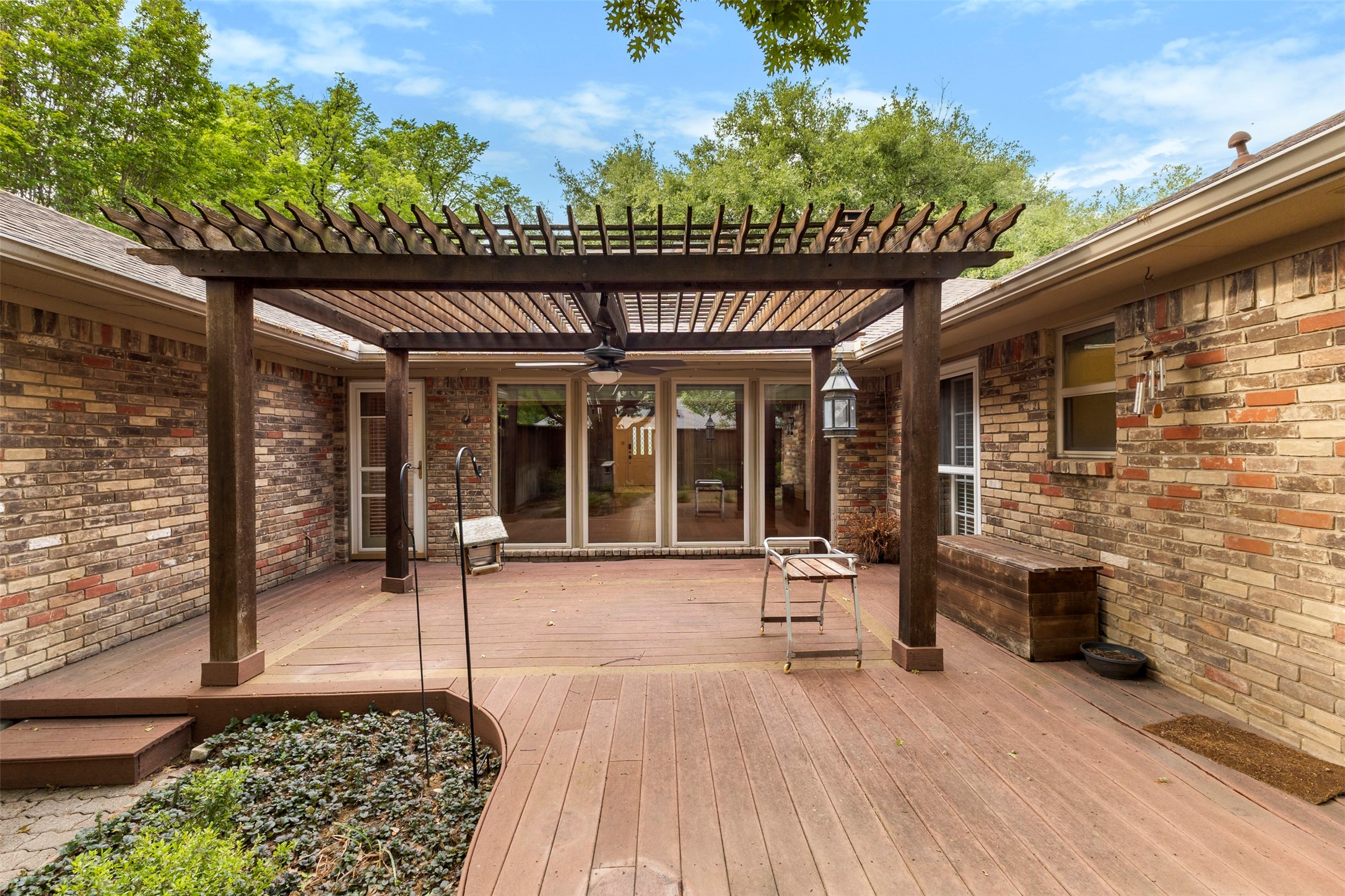 9906 Chimney Hill Lane Dallas TX 75243