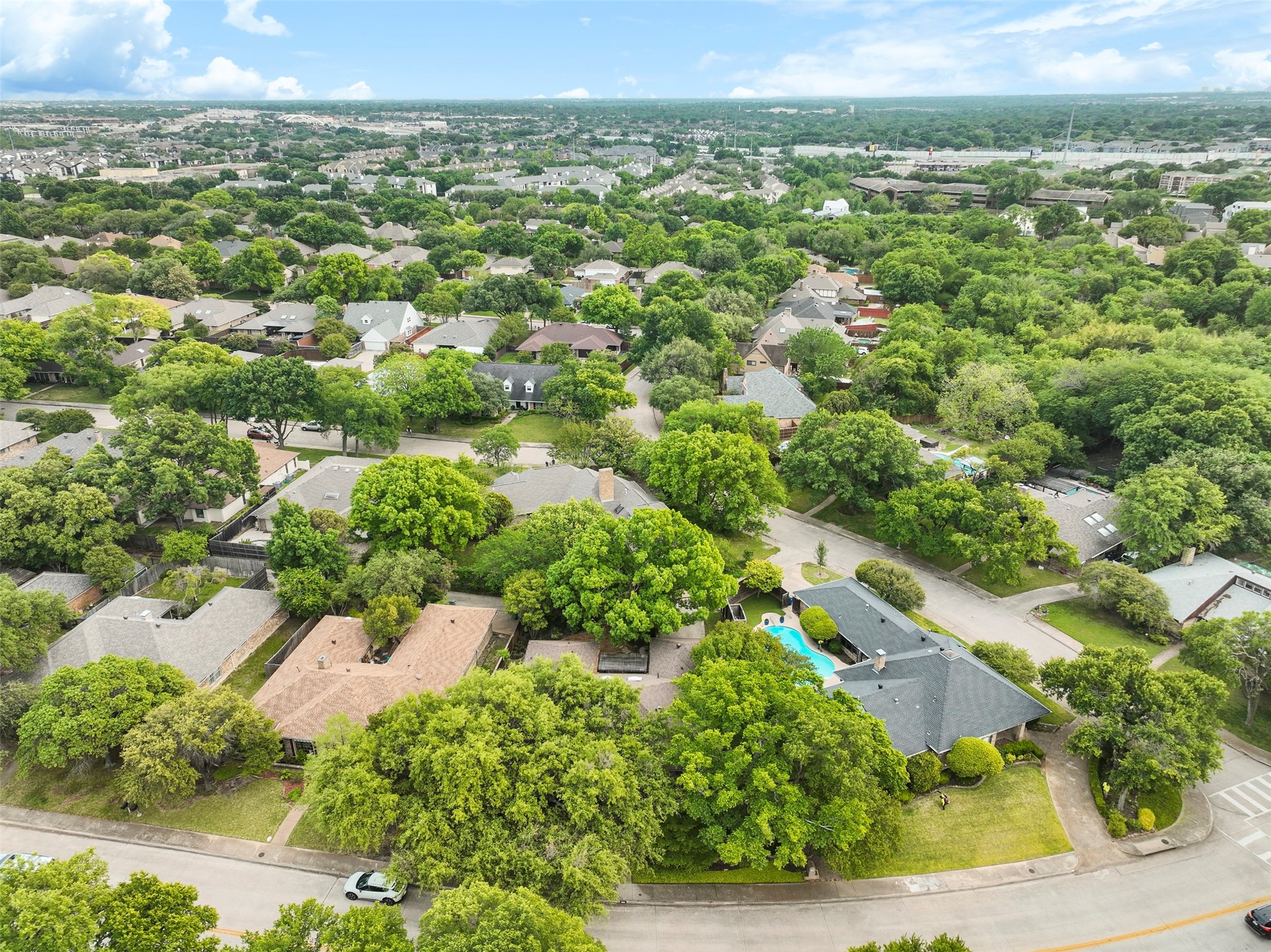 9906 Chimney Hill Lane Dallas TX 75243