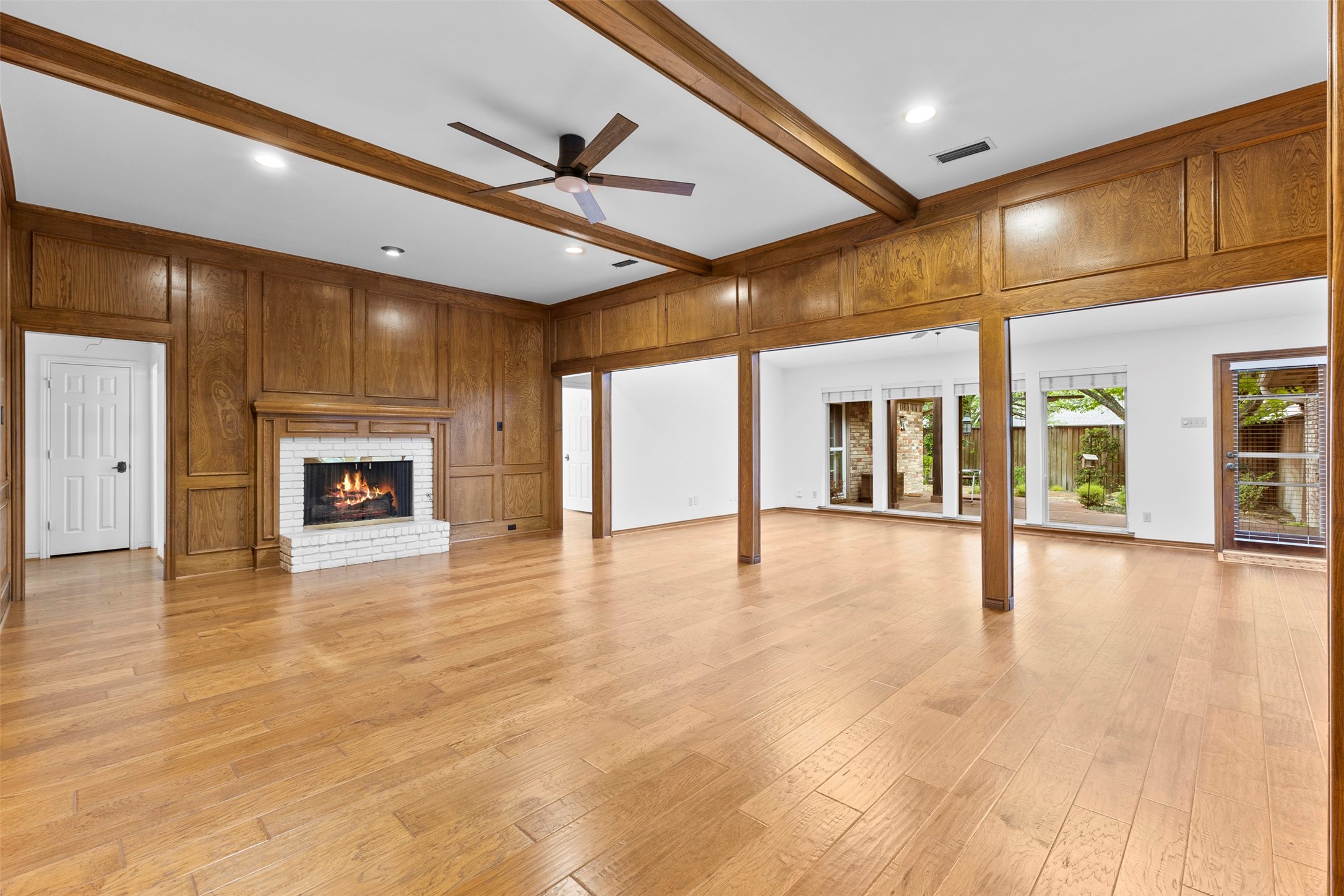 9906 Chimney Hill Lane Dallas TX 75243
