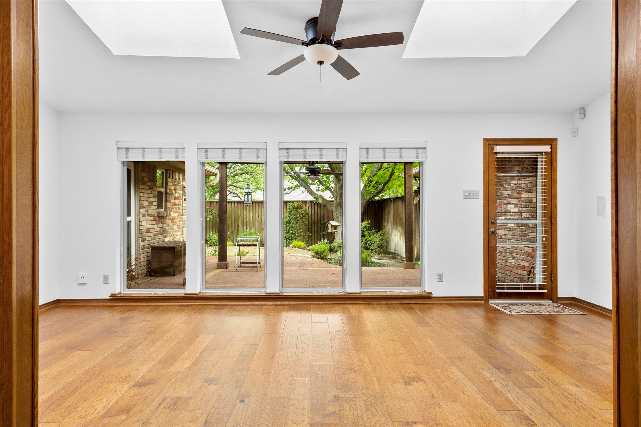 9906 Chimney Hill Lane Dallas TX 75243