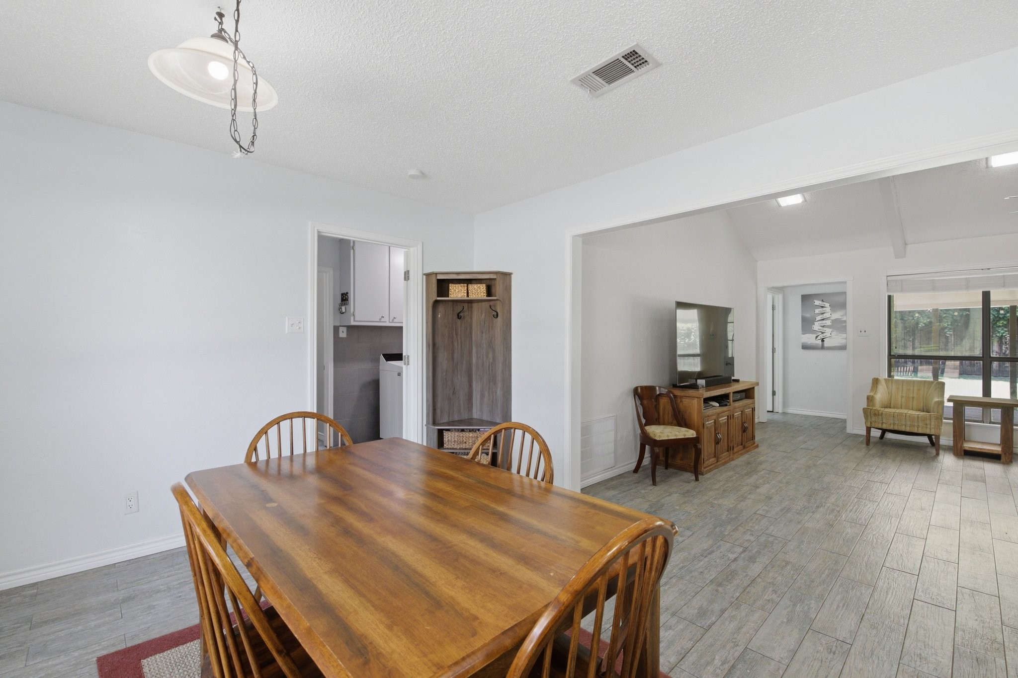 1211 Meadowview Drive Euless TX 76039