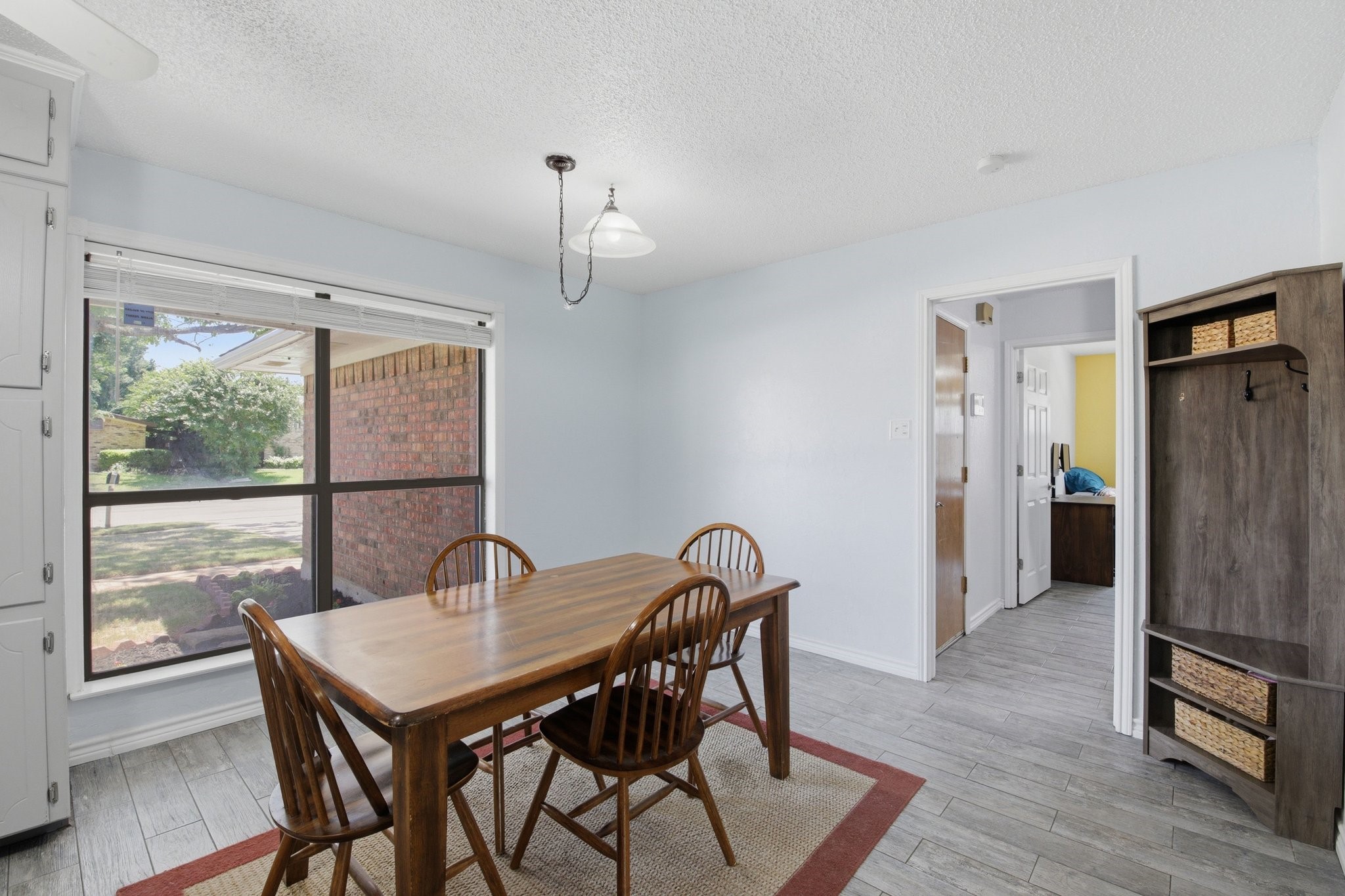 1211 Meadowview Drive Euless TX 76039