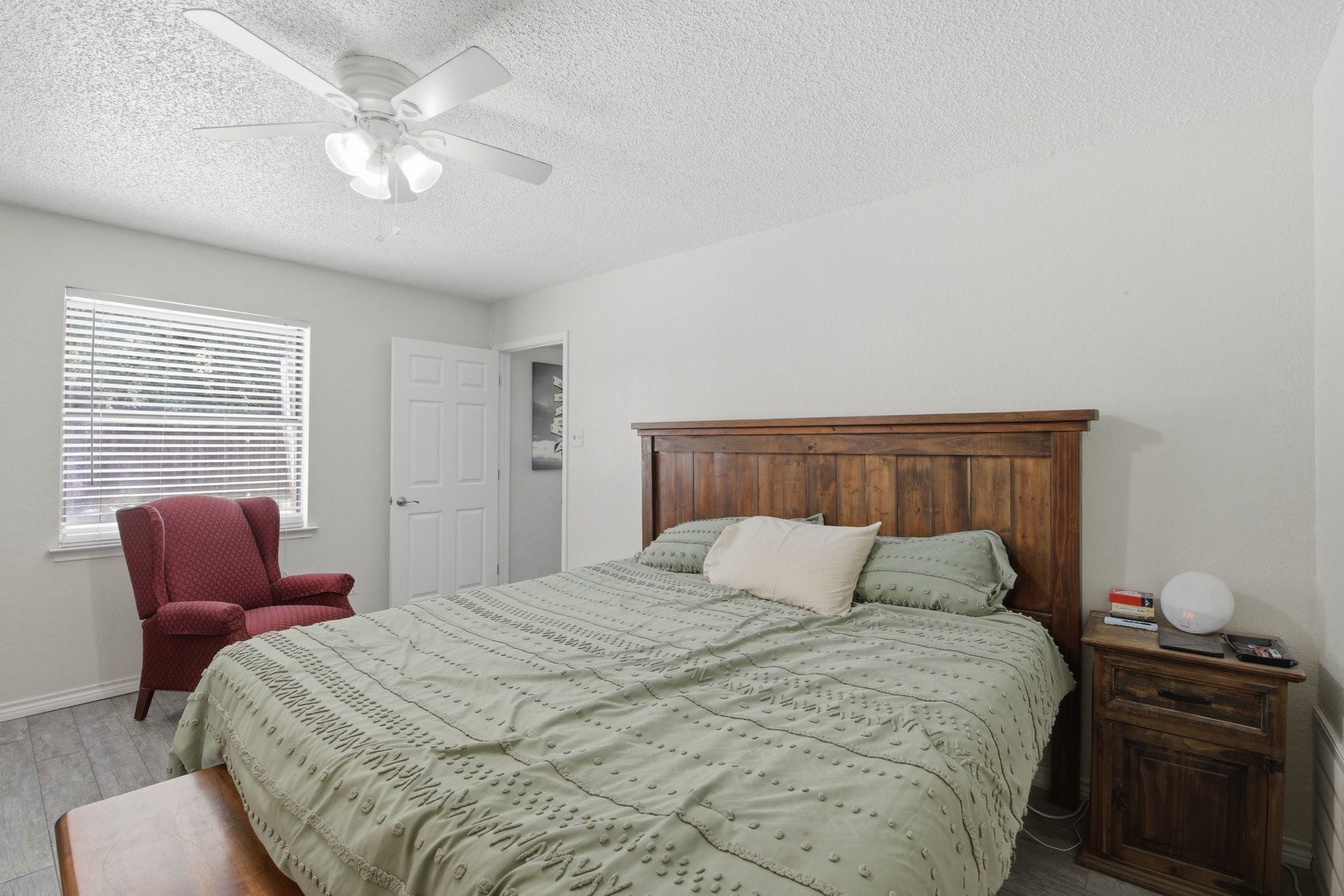 1211 Meadowview Drive Euless TX 76039