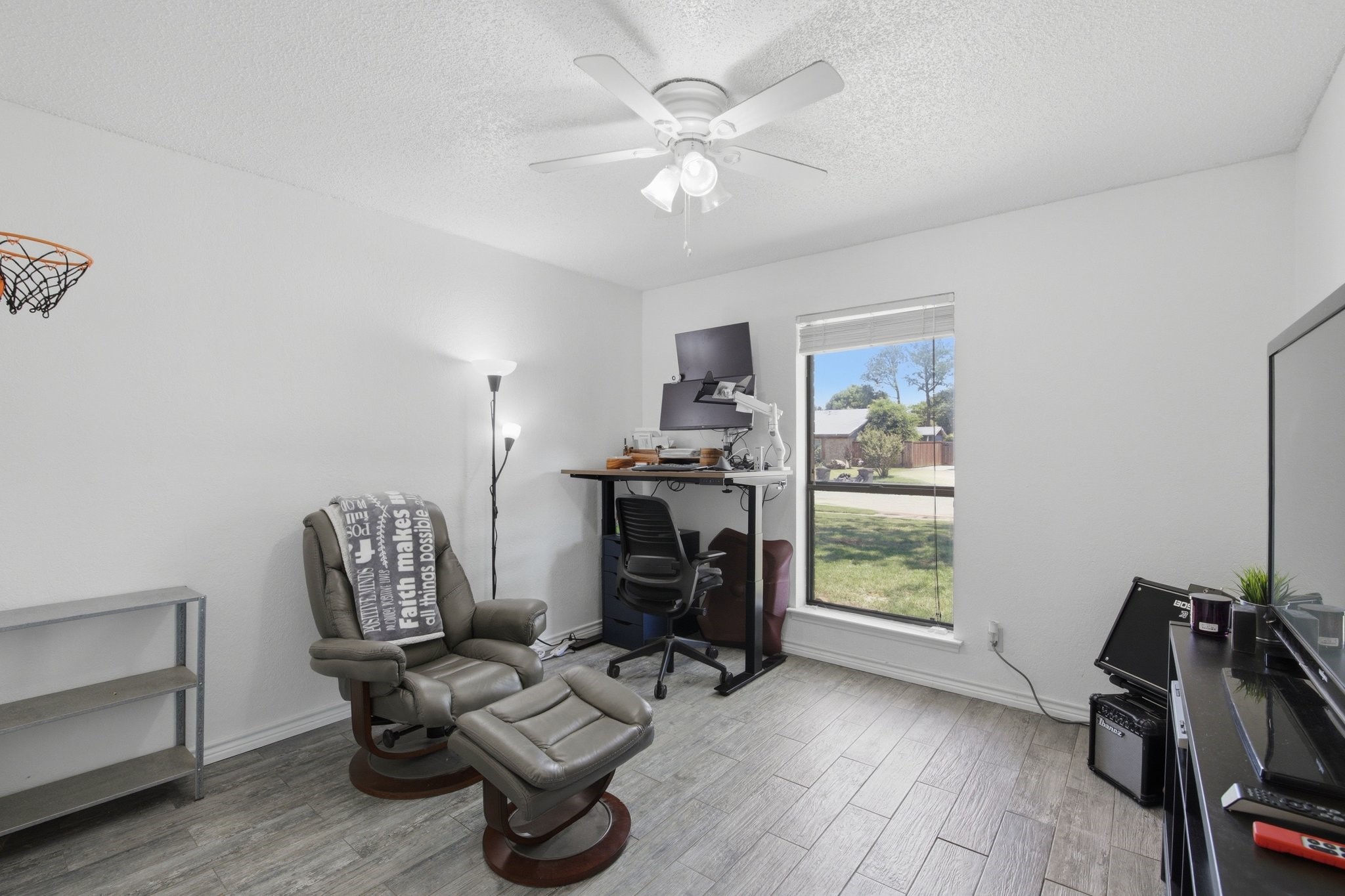1211 Meadowview Drive Euless TX 76039