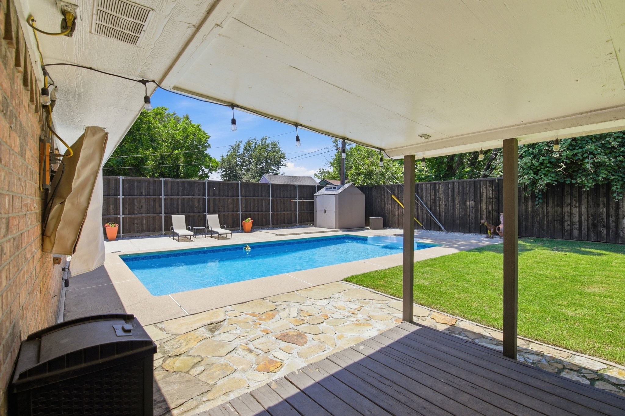 1211 Meadowview Drive Euless TX 76039