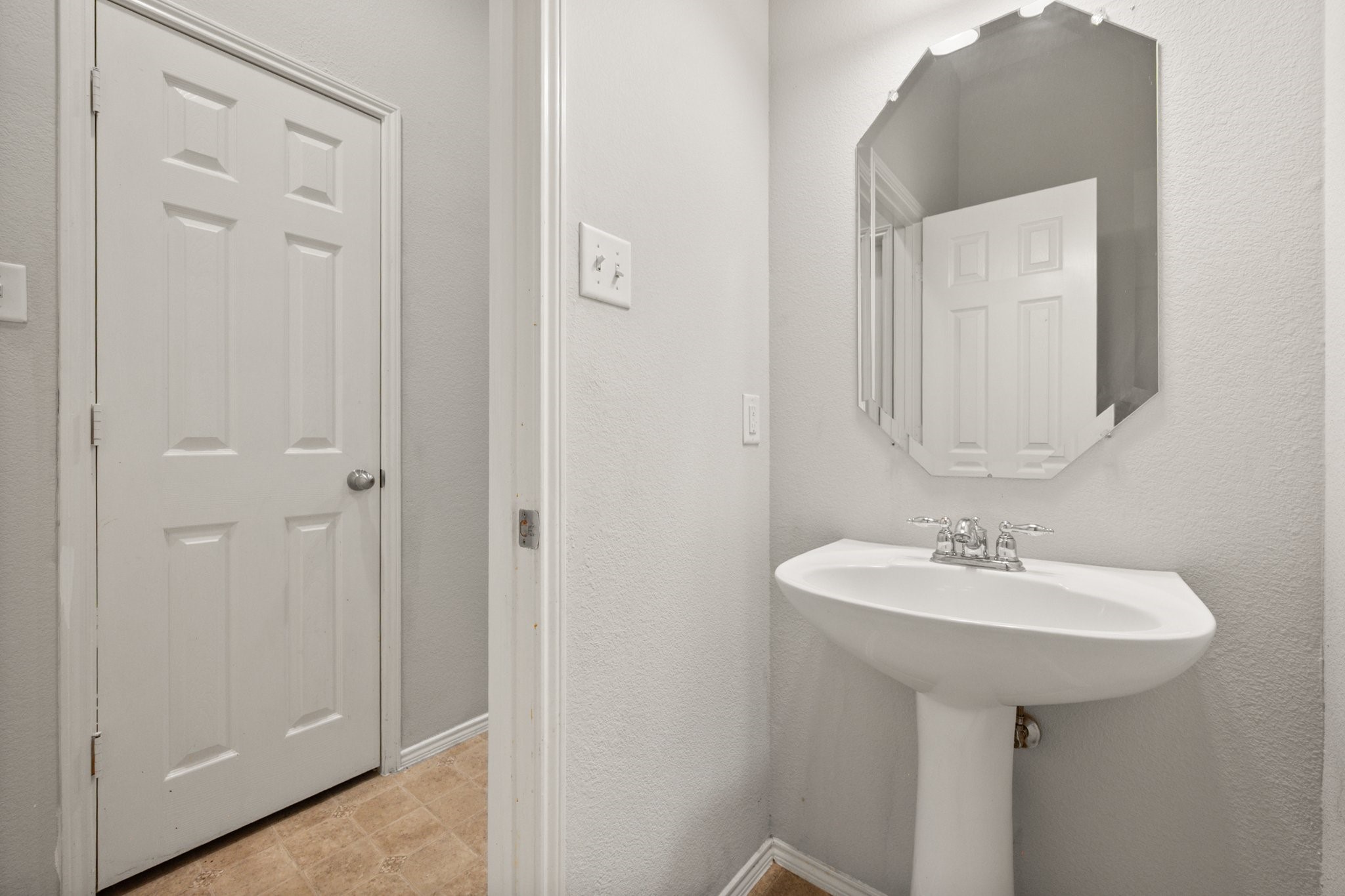 1414 Ravenwood Drive Mansfield TX 76063