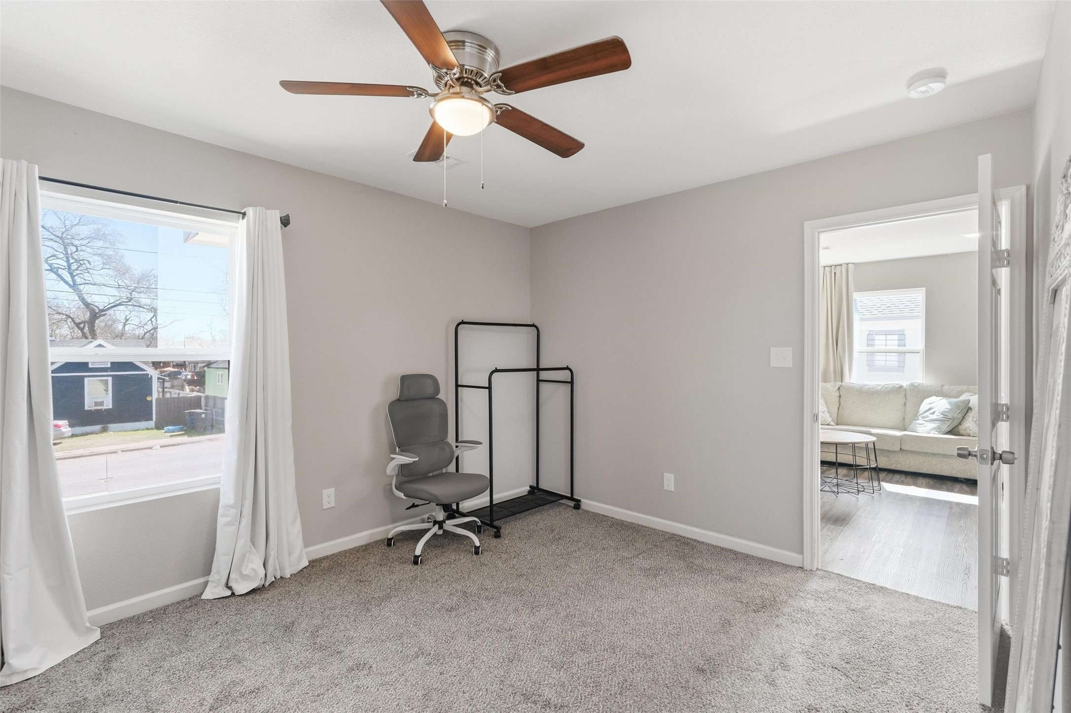 2637 Pine Street Dallas TX 75215