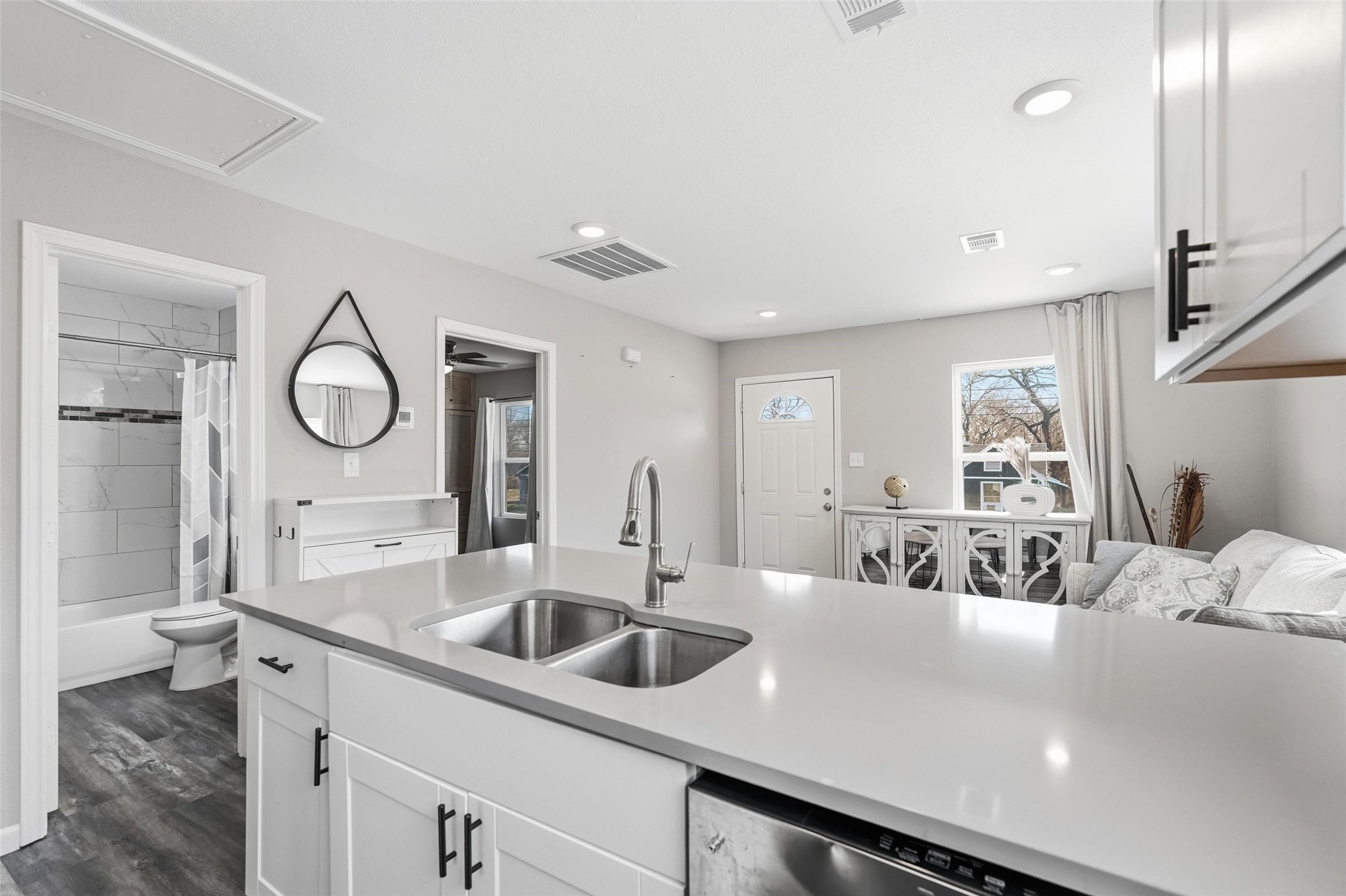 2637 Pine Street Dallas TX 75215