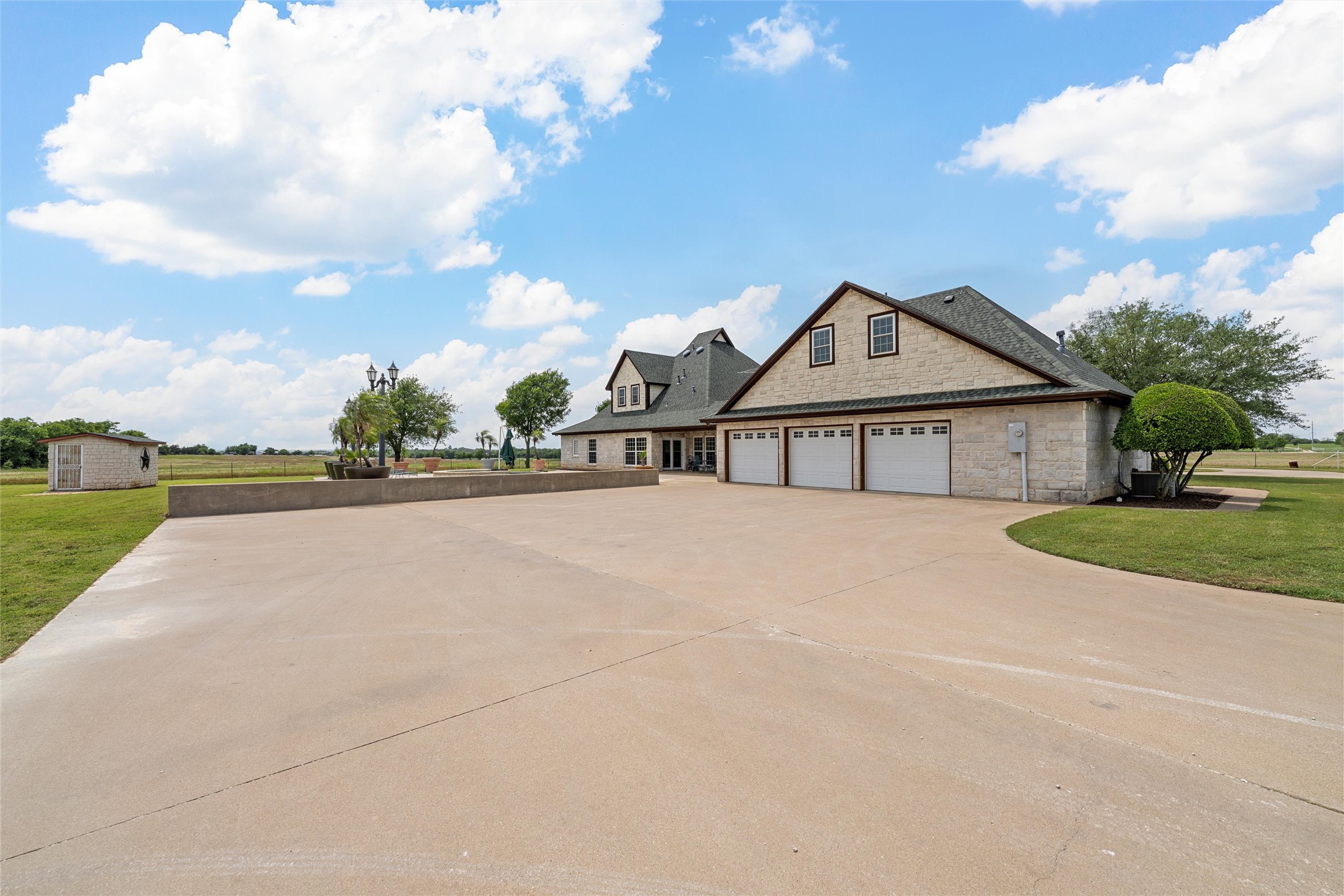 588 Hcr 1231 Whitney TX 76692