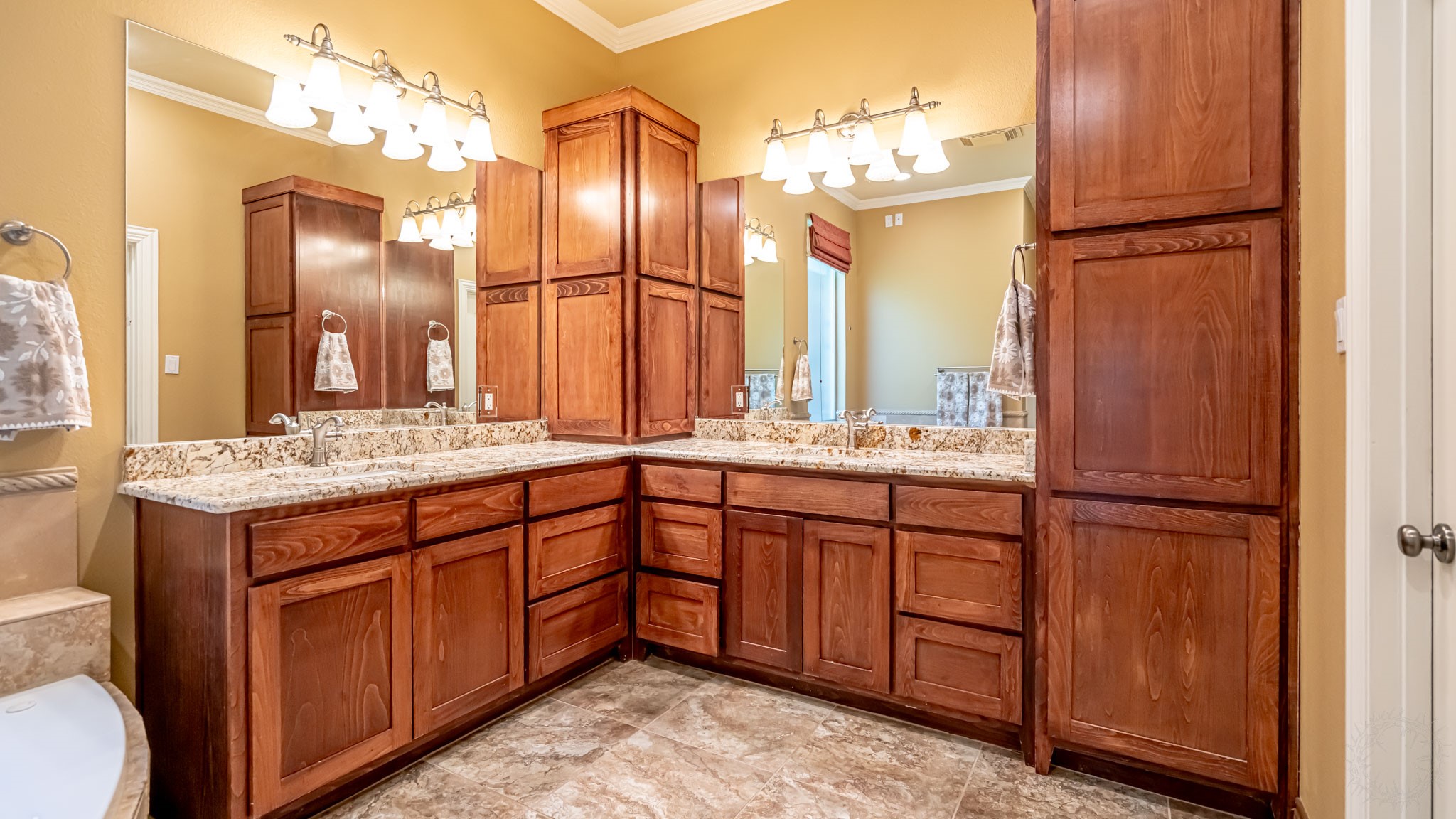2308 Bentwater Court Granbury TX 76049