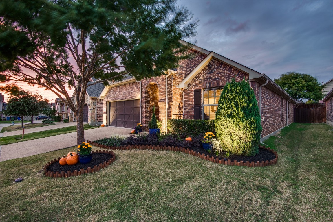 1605 Falconet Court Carrollton TX 75010
