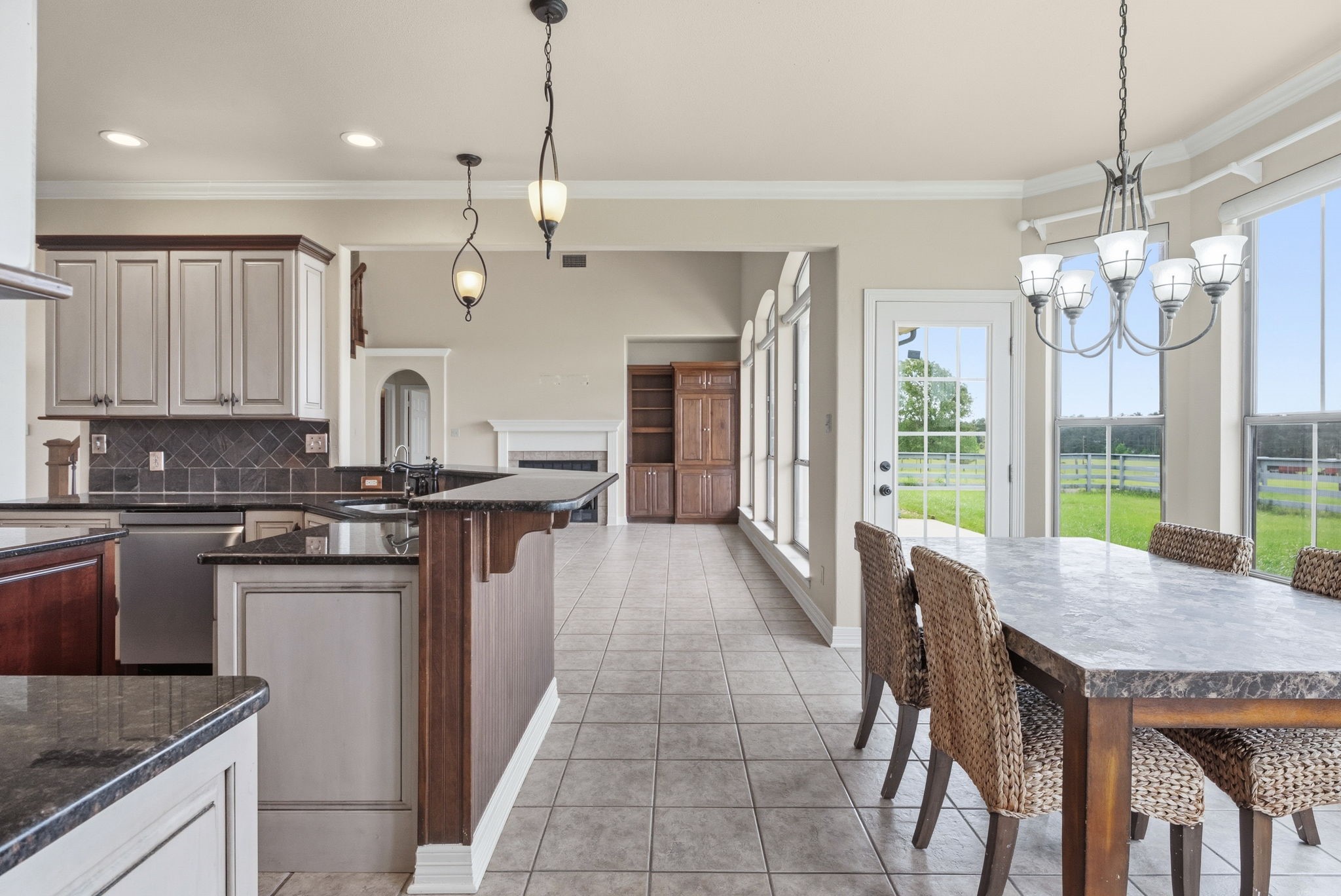 219 W Twin Creeks Trail Troup TX 75789