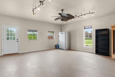 219 W Twin Creeks Trail Troup TX 75789