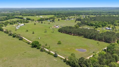 219 W Twin Creeks Trail Troup TX 75789