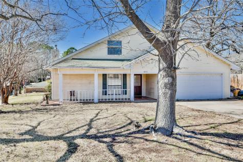 1513 Comanche Court Granbury TX 76048