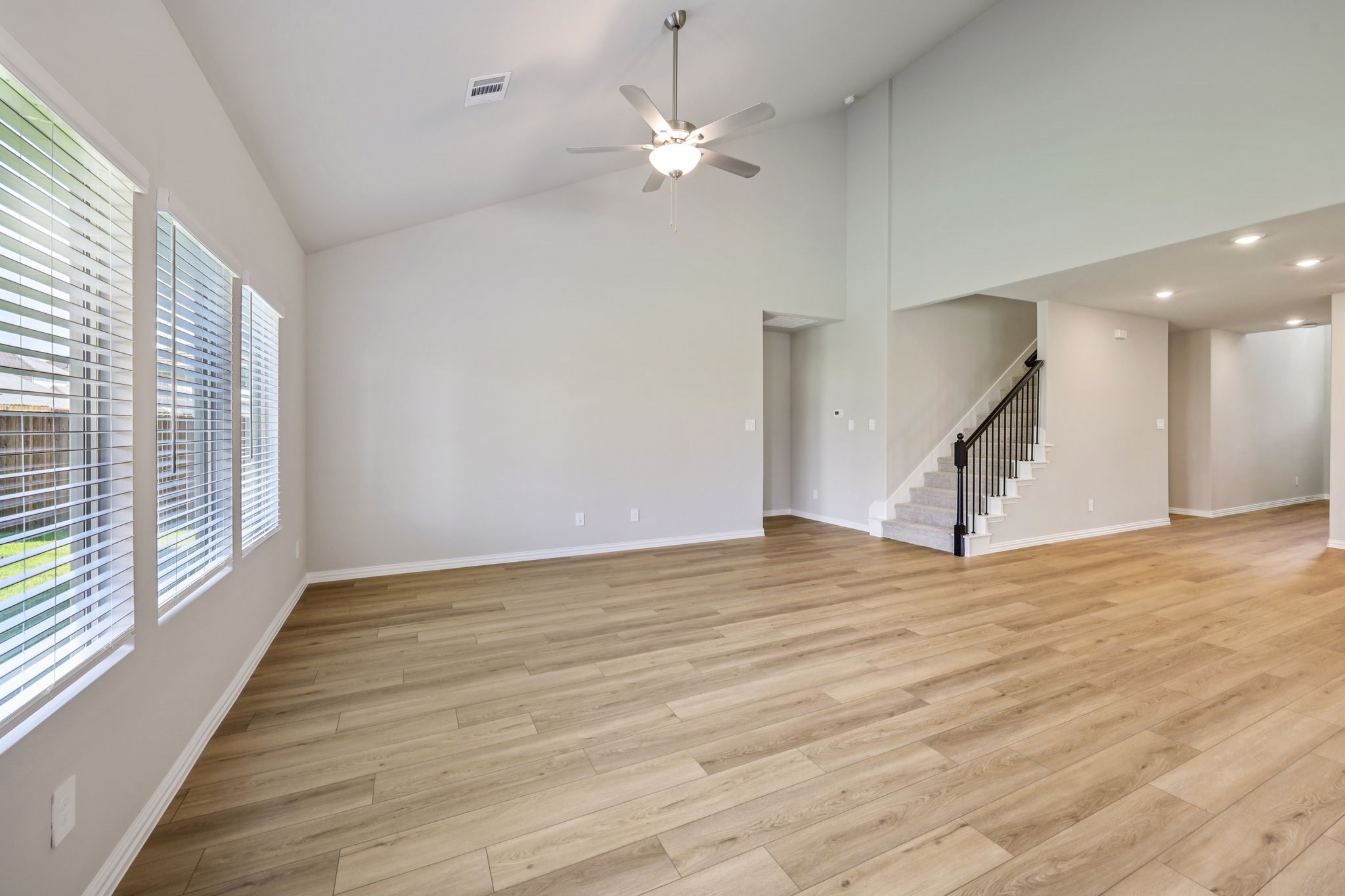 2132 Mustang Way Seagoville TX 75159