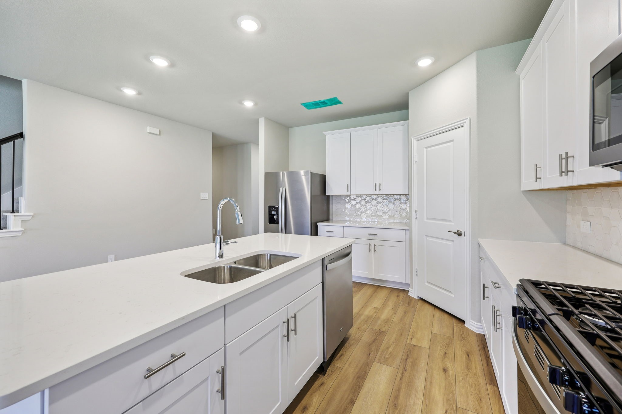 2132 Mustang Way Seagoville TX 75159