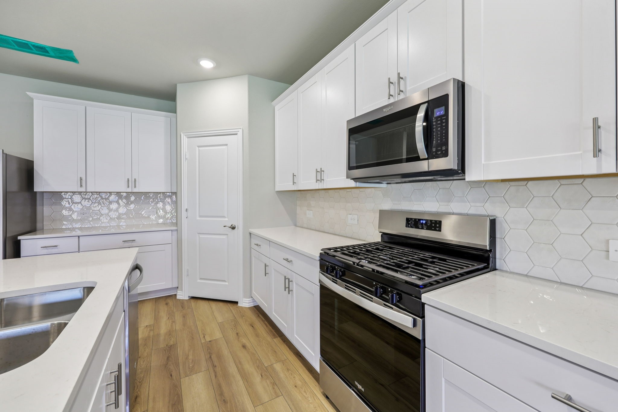 2132 Mustang Way Seagoville TX 75159