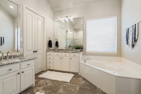 504 Rainforest Lane Allen TX 75013