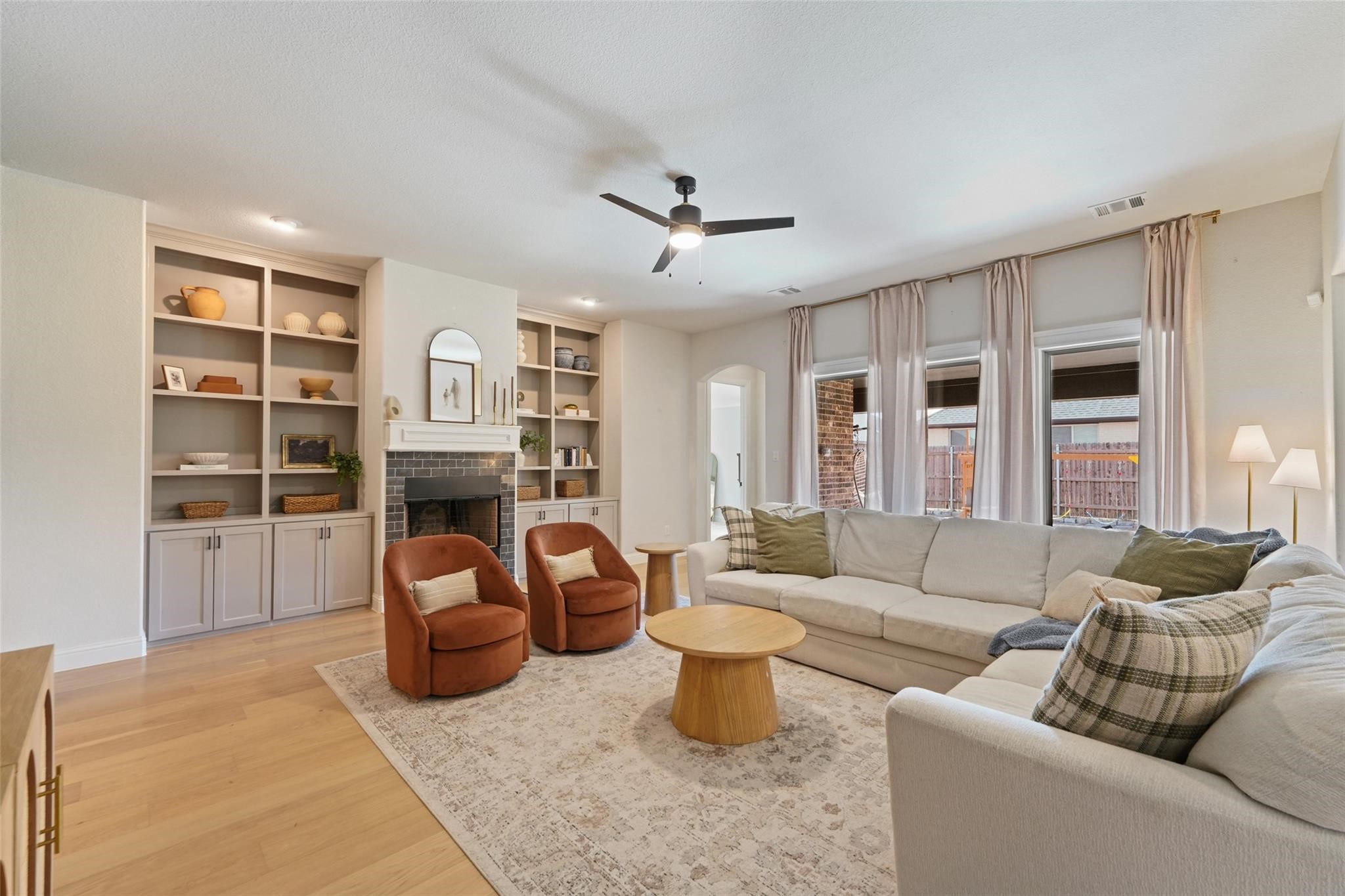 532 Windrow Lane Waxahachie TX 75165