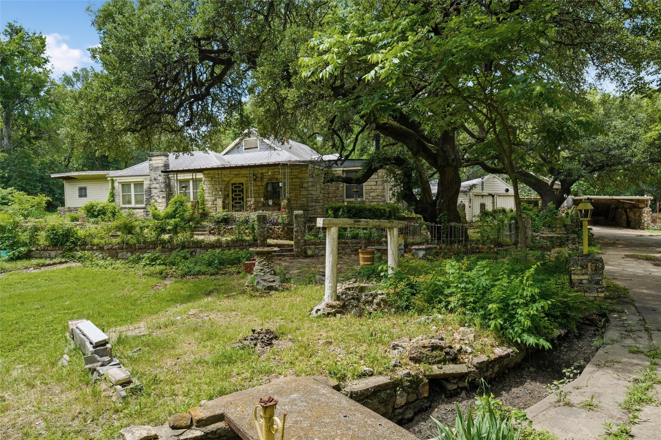 3722 N 27th Street Waco TX 76708