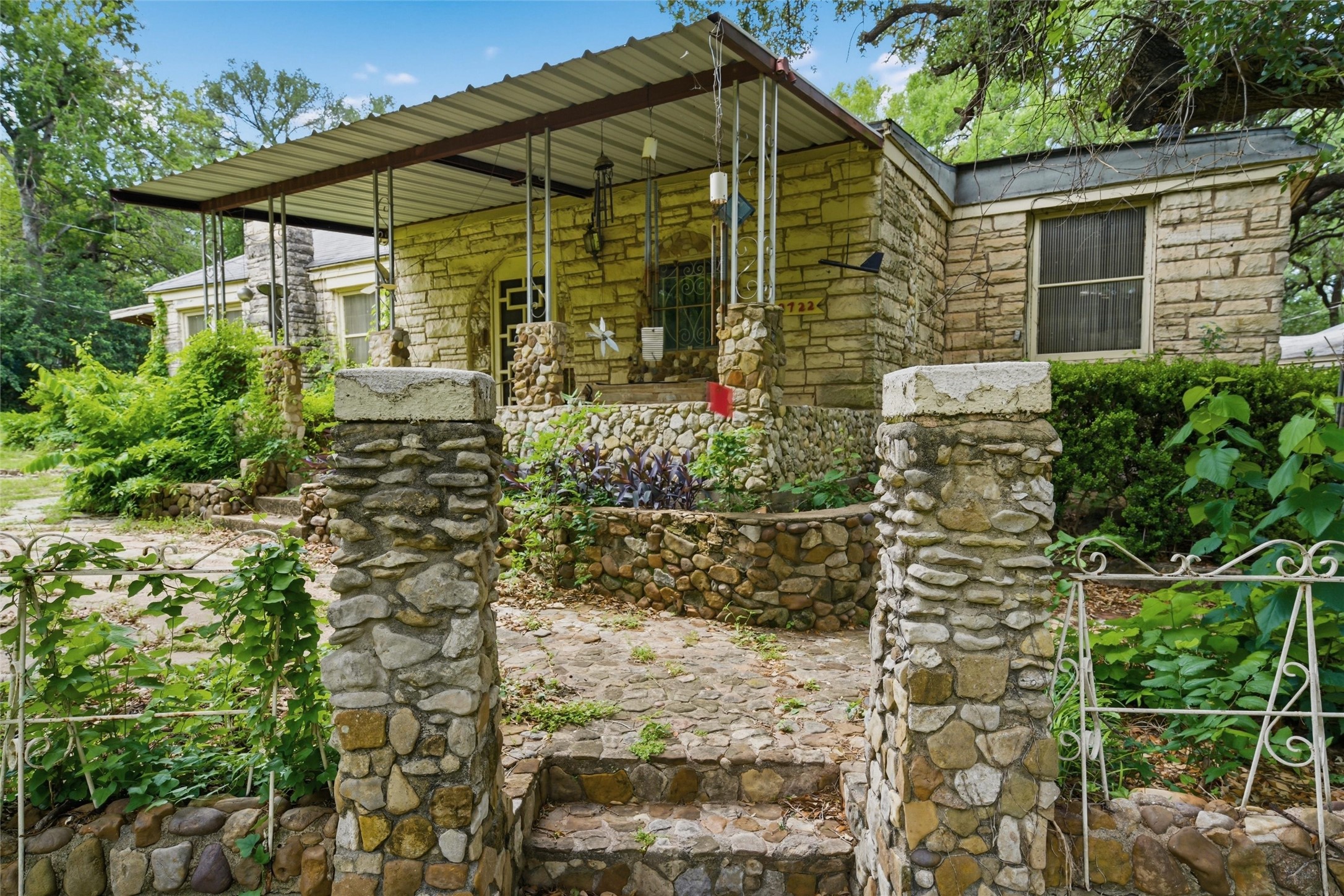 3722 N 27th Street Waco TX 76708