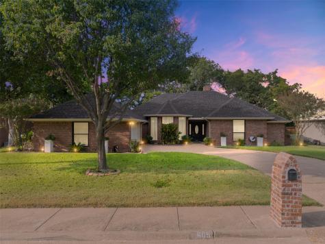 609 Ten Mile Drive Desoto TX 75115