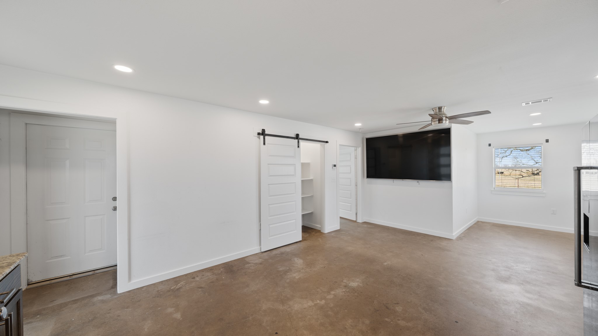 810 Vz County Road 2305 Canton TX 75103