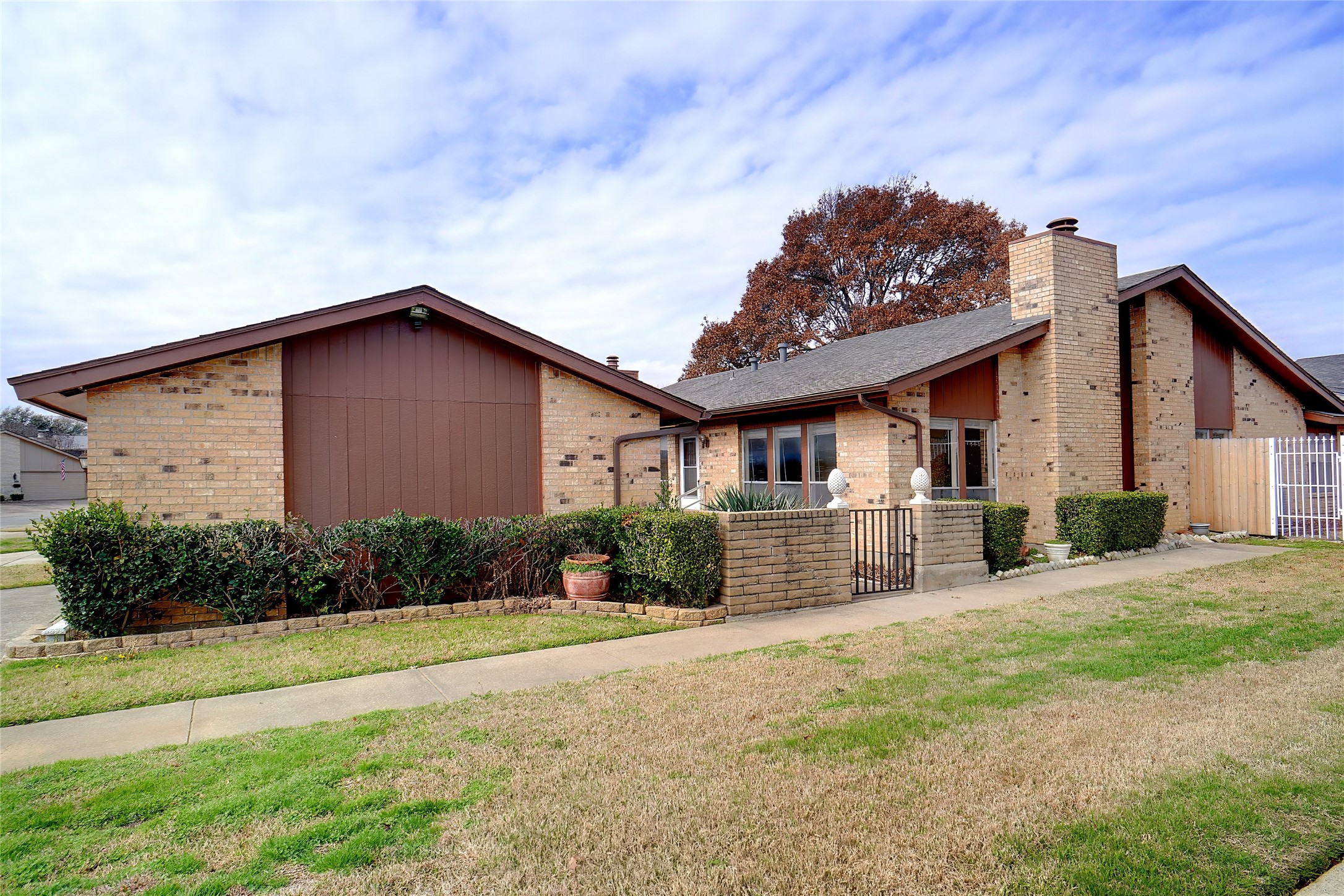 905 Shady Creek Lane Bedford TX 76021