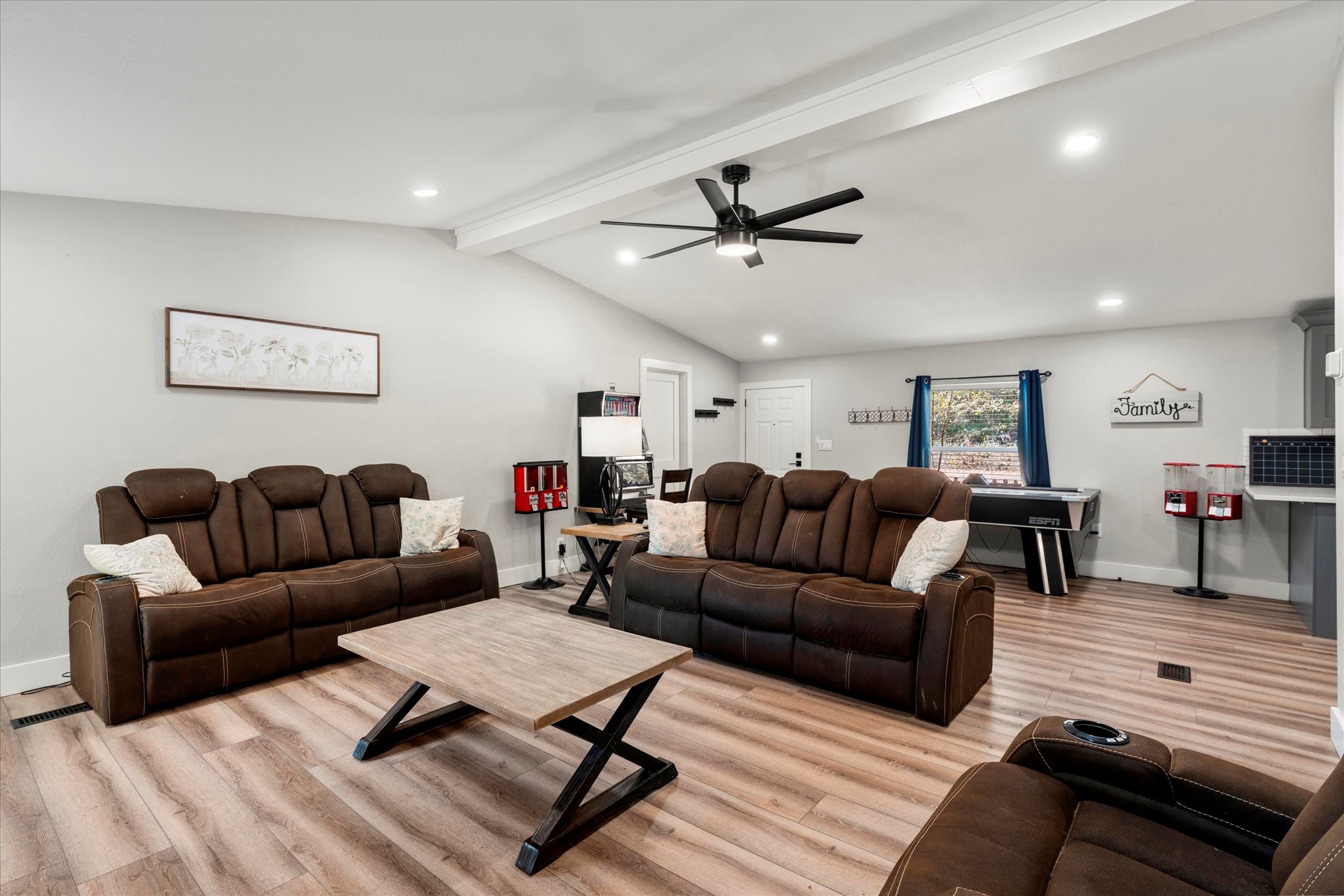 170 Pr 52423 Leesburg TX 75451