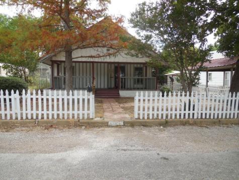 608 S Lamar Street Eastland TX 76448