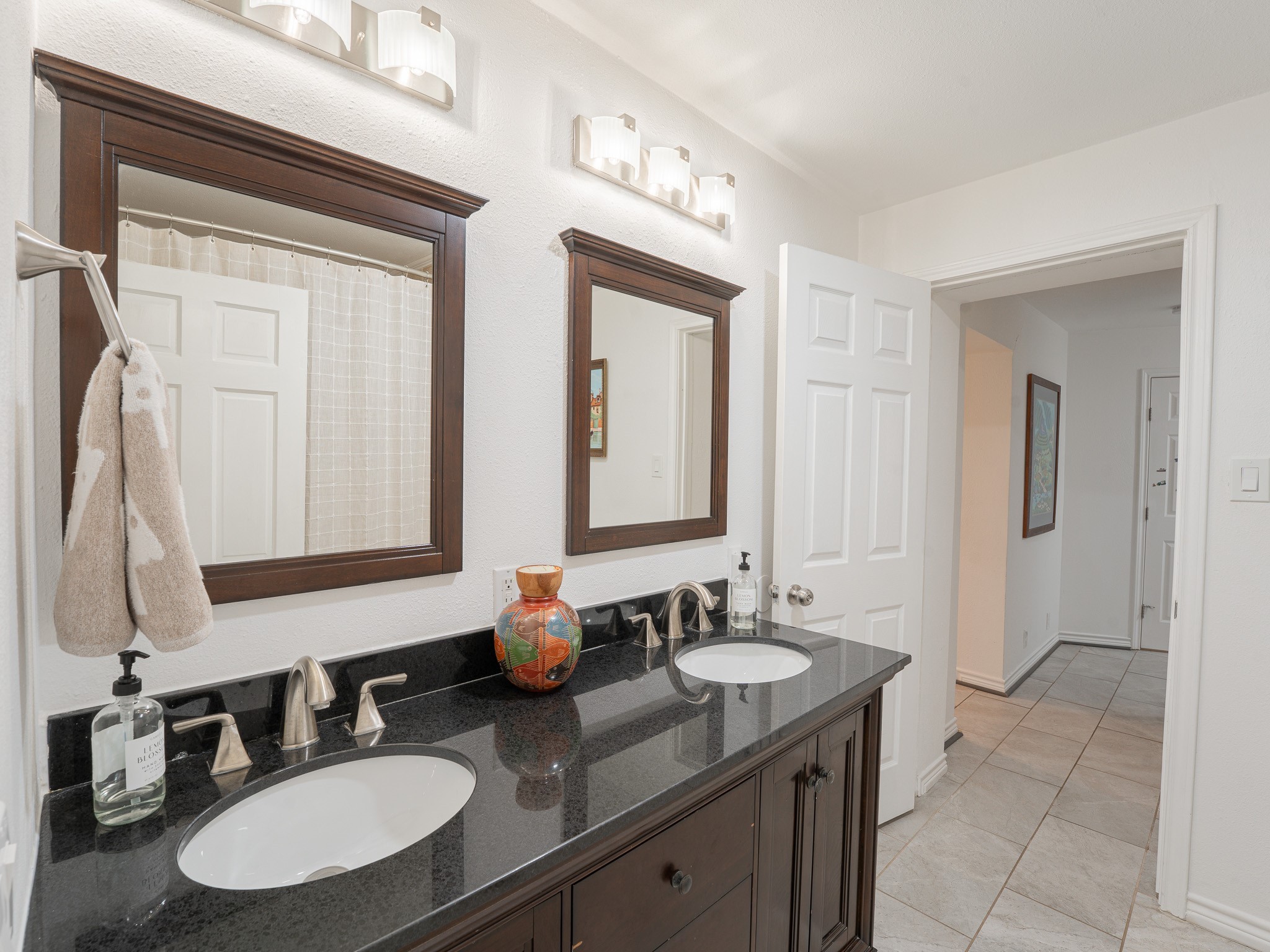 5104 Maple Springs Boulevard Dallas TX 75235