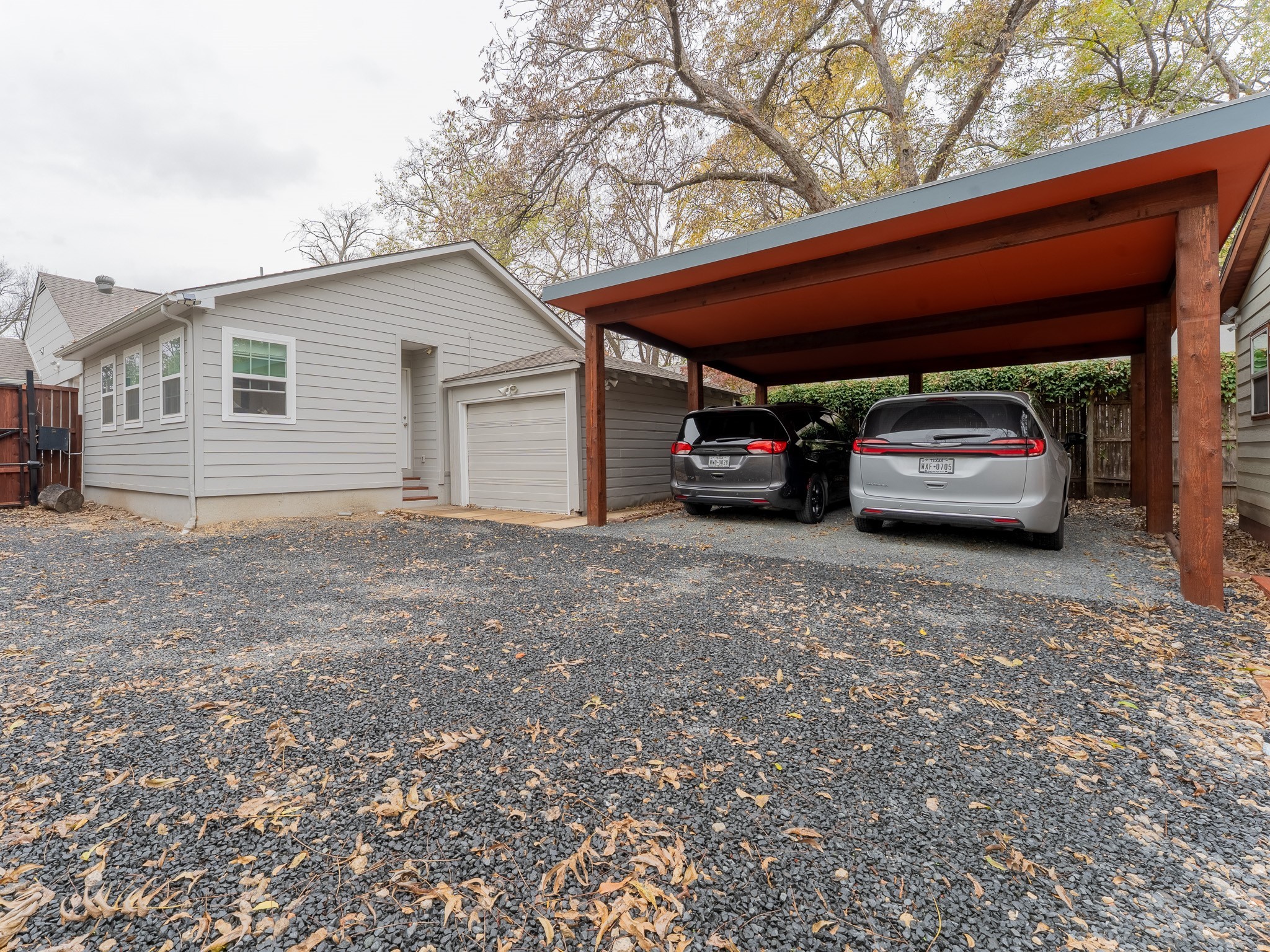 5104 Maple Springs Boulevard Dallas TX 75235
