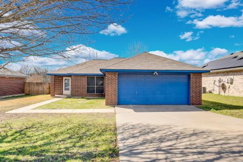 203 Shawnee Trail Alvarado TX 76009