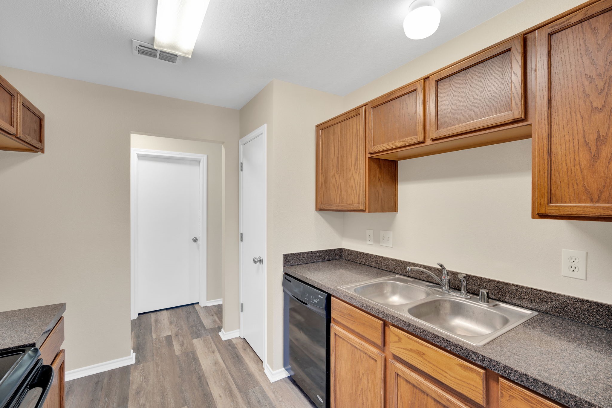 203 Shawnee Trail Alvarado TX 76009