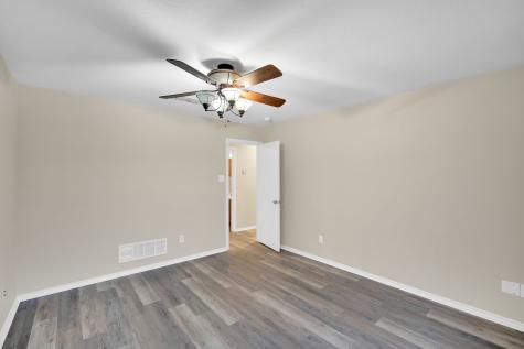 203 Shawnee Trail Alvarado TX 76009