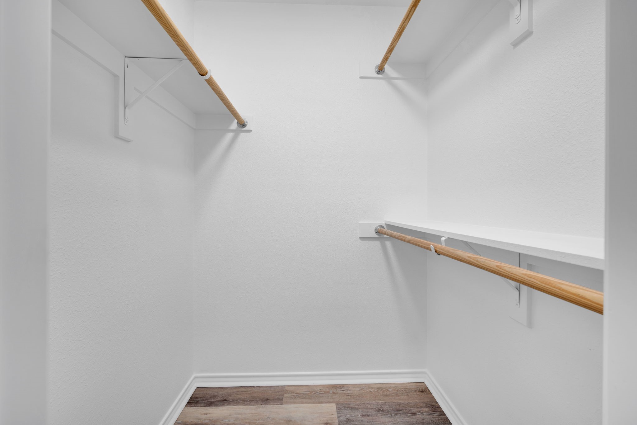 203 Shawnee Trail Alvarado TX 76009