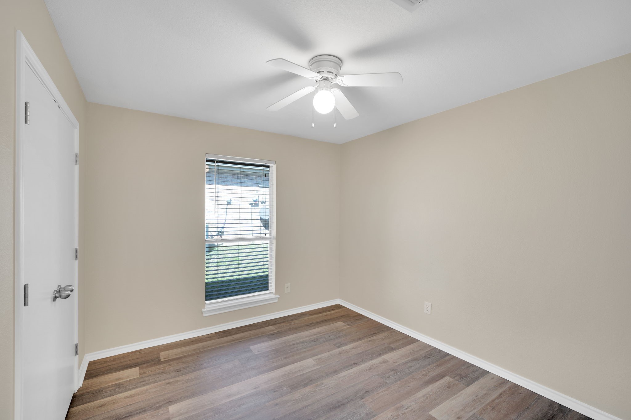 203 Shawnee Trail Alvarado TX 76009