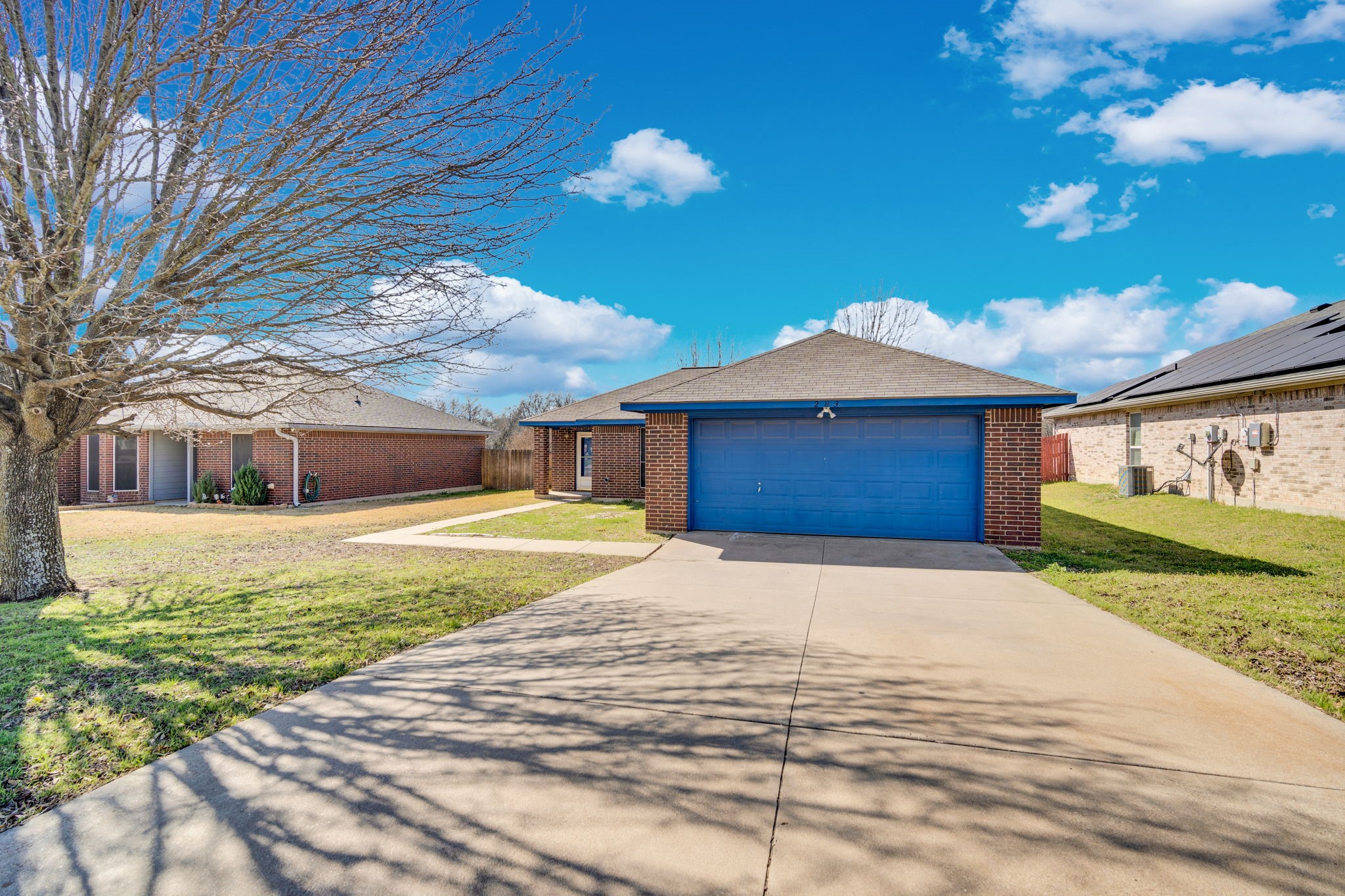 203 Shawnee Trail Alvarado TX 76009