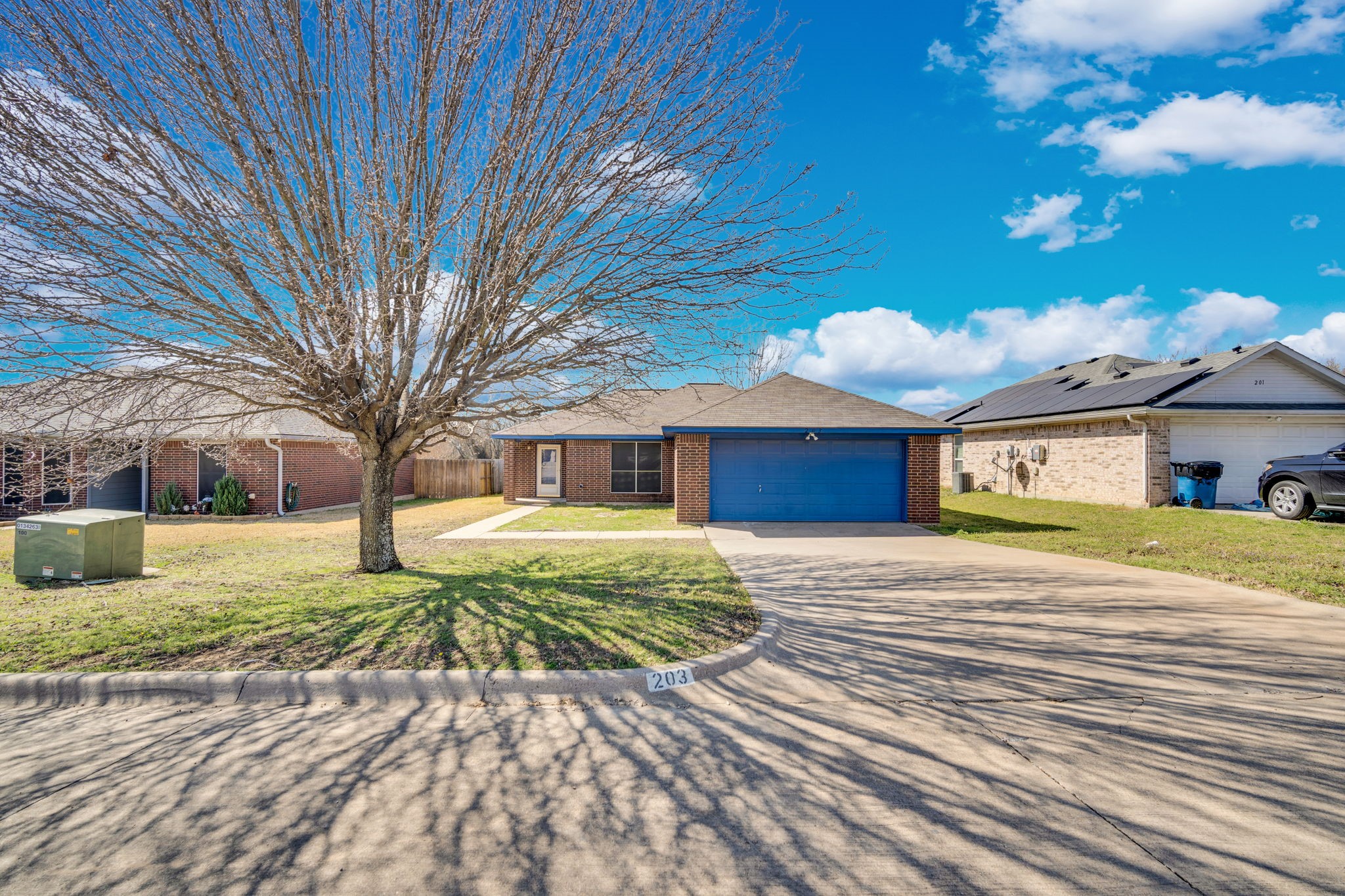 203 Shawnee Trail Alvarado TX 76009