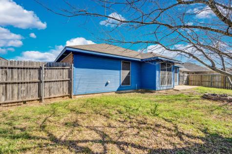 203 Shawnee Trail Alvarado TX 76009